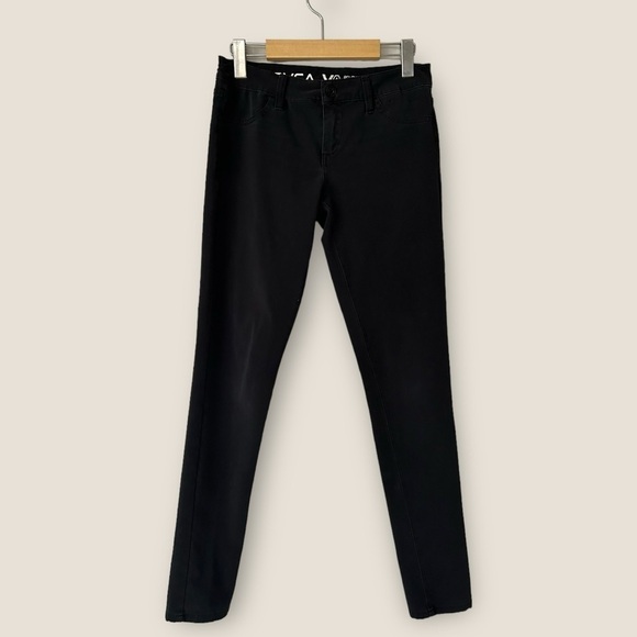 RVCA Black Skinny Jeans - Picture 2 of 10